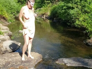 Anita Coxhard Gets nude And jerks By A silent geyser