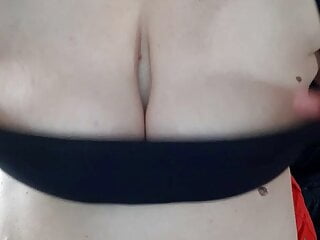 Getting my plumper titties out for a wiggle