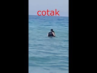 Cotak turkish Syrian plumbing his wifey in the river..suriyeli