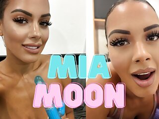 Introduction flick Mia Moon. Expect you will like my content dudes :)